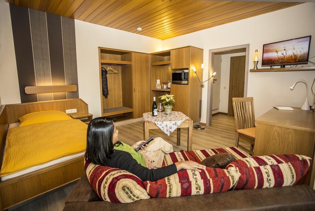 Boardinghouse Remchingen Baan Arun Διαμέρισμα Εξωτερικό φωτογραφία