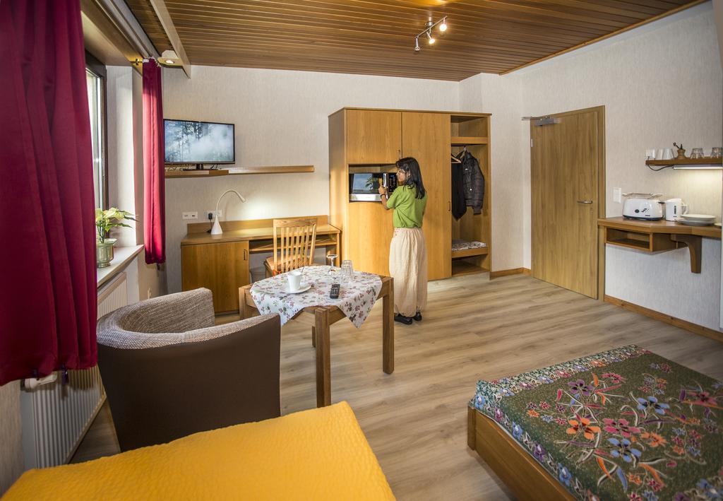 Boardinghouse Remchingen Baan Arun Διαμέρισμα Εξωτερικό φωτογραφία