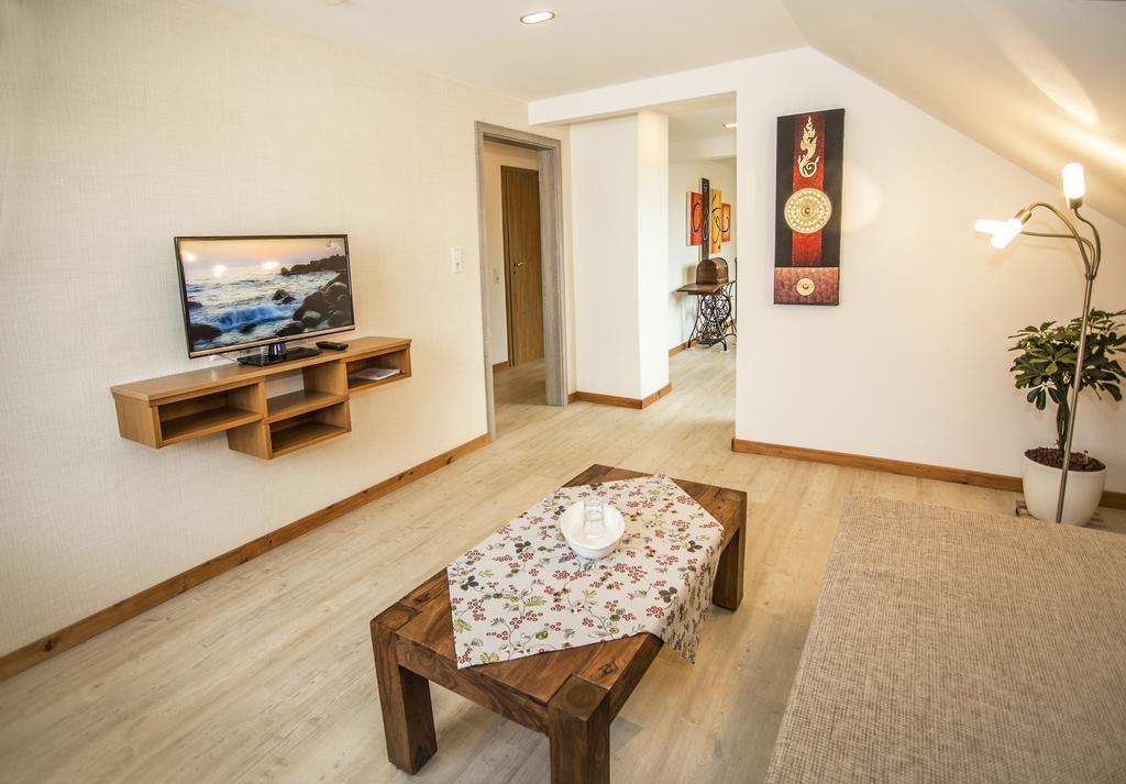 Boardinghouse Remchingen Baan Arun Διαμέρισμα Εξωτερικό φωτογραφία