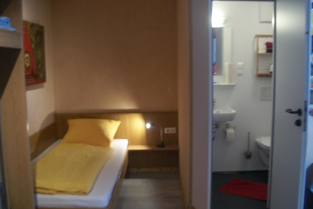 Boardinghouse Remchingen Baan Arun Διαμέρισμα Εξωτερικό φωτογραφία